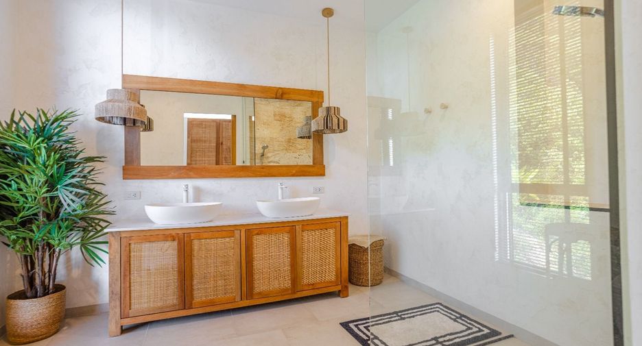 For sale 3 bedrooms villa in Ko Samui, Surat Thani