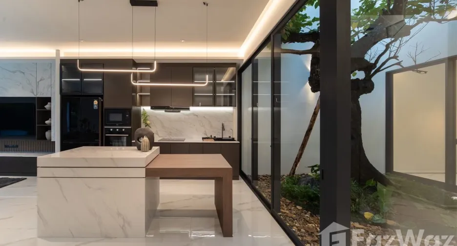 For sale 5 bedrooms villa in Hang Dong, Chiang Mai