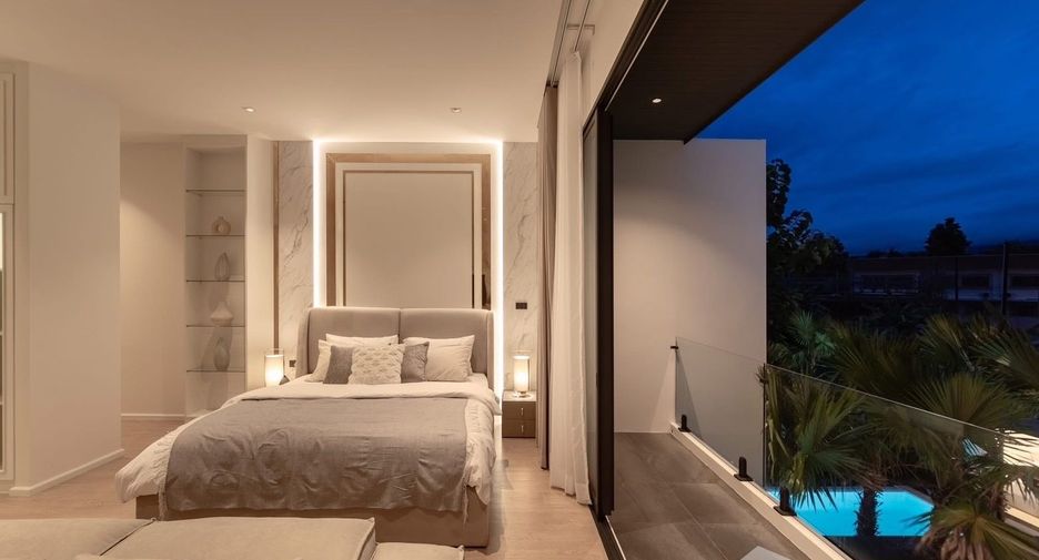 For sale 5 bedrooms villa in Hang Dong, Chiang Mai