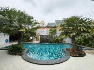 For sale 4 bedrooms villa in Bang Lamung, Chonburi