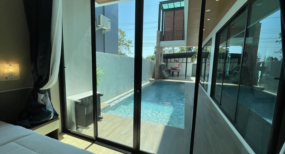 For rent 4 bedrooms villa in Cha Am, Phetchaburi