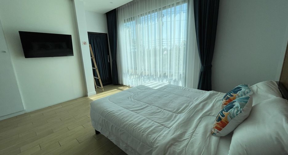For rent 4 bedrooms villa in Cha Am, Phetchaburi
