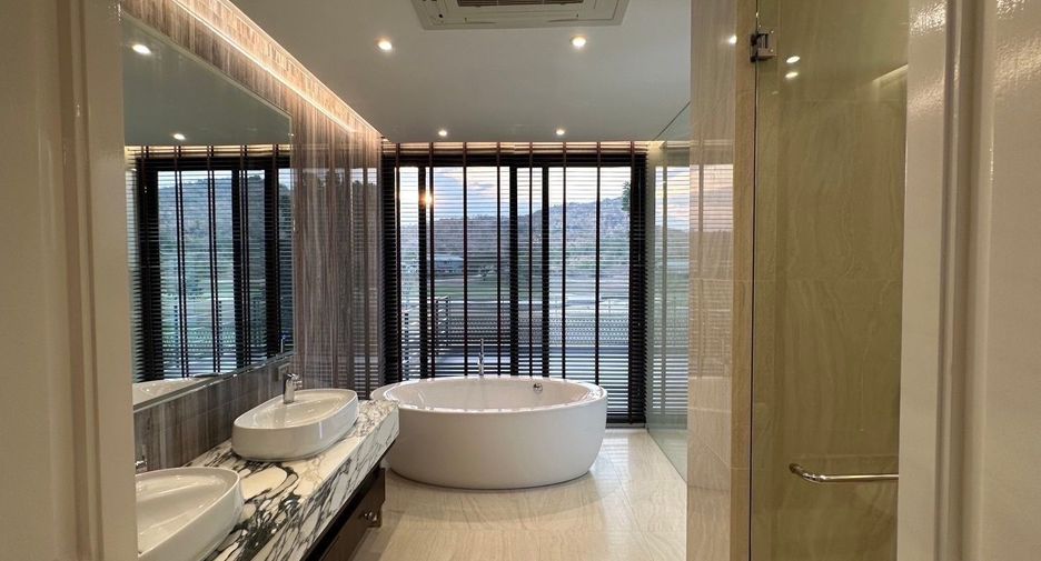 For sale 4 bedrooms villa in Hua Hin, Prachuap Khiri Khan
