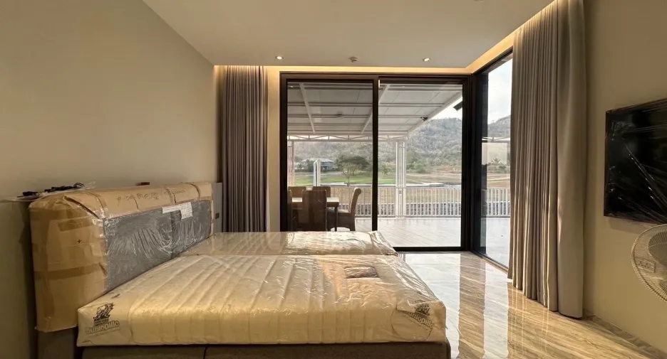 For sale 4 bedrooms villa in Hua Hin, Prachuap Khiri Khan