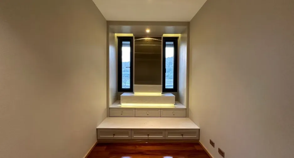 For sale 4 bedrooms villa in Hua Hin, Prachuap Khiri Khan