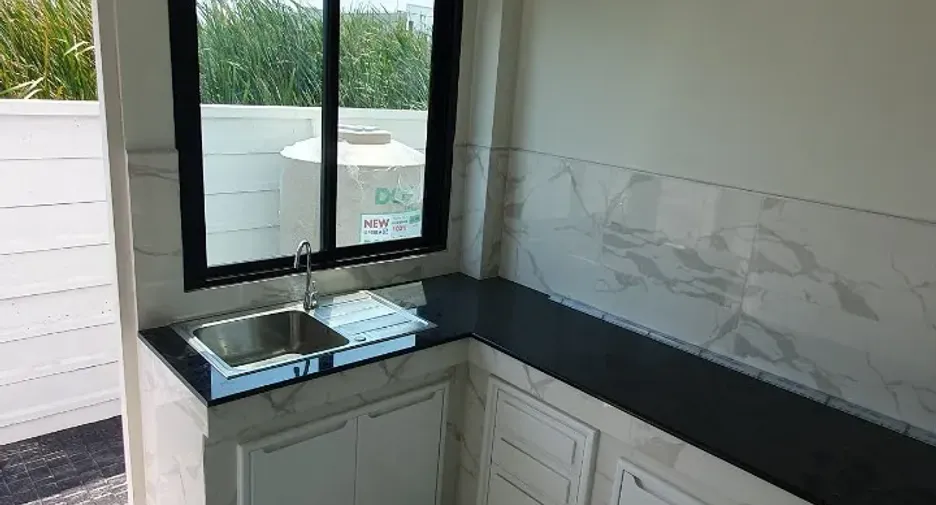 出售 4 卧室 独立屋 在 Bang Phli, Samut Prakan