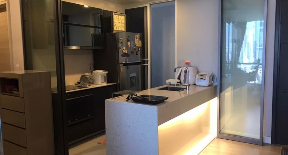 For sale 2 bedrooms condo in Sathon, Bangkok