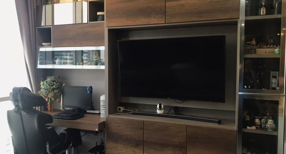 For sale 2 bedrooms condo in Sathon, Bangkok
