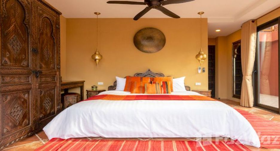 For sale 4 bedrooms villa in Ko Pha-ngan, Surat Thani