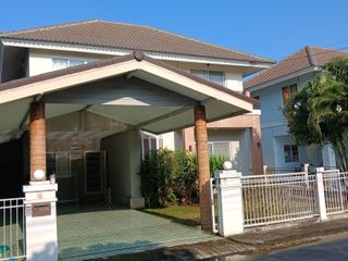 Casa en venta de 3 habitaciones en San Kamphaeng, Chiang Mai