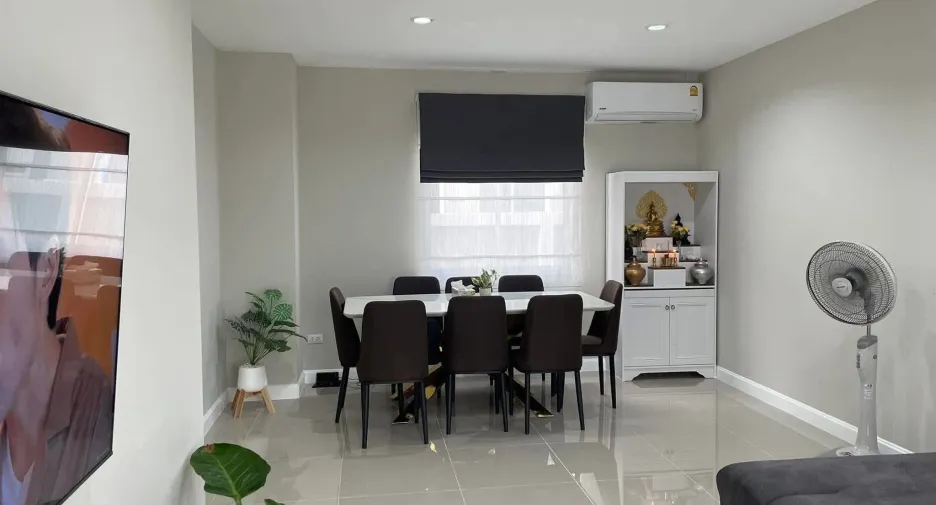 For rent 3 ベッドルーム house in San Kamphaeng, Chiang Mai