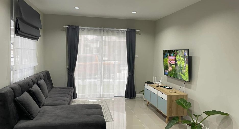 For rent 3 ベッドルーム house in San Kamphaeng, Chiang Mai