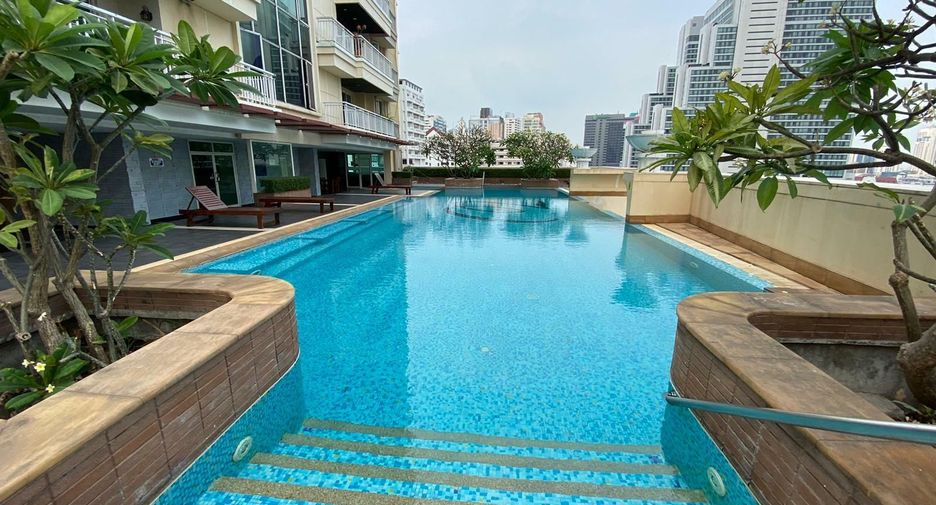 For sale and for rent 3 bedrooms condo in Khlong Toei, Bangkok