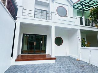 For Rent 3 Bedroom Townhouse In Mueang Phuket