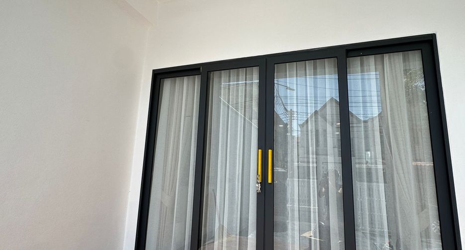 For rent 3 ベッドルーム townhouse in Mueang Phuket, Phuket