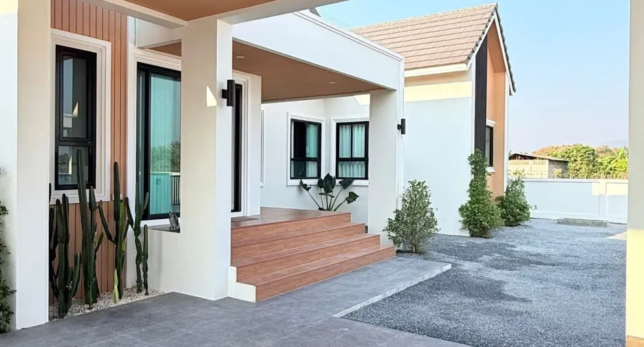 For rent 3 bedrooms house in San Pa Tong, Chiang Mai