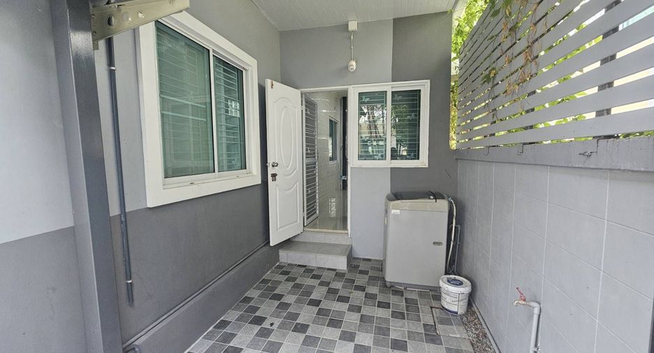 For sale and for rent 4 bedrooms house in Doi Saket, Chiang Mai