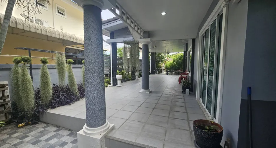 For sale 4 bedrooms house in Doi Saket, Chiang Mai