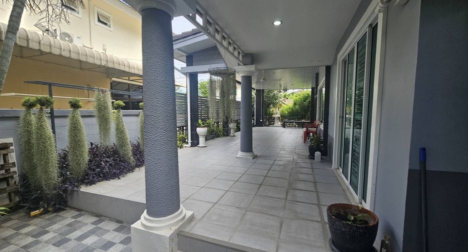 For sale and for rent 4 bedrooms house in Doi Saket, Chiang Mai