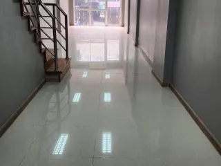 Reihenhaus zum Kauf und zur Miete mit 3 Zimmer in Watthana, Bangkok