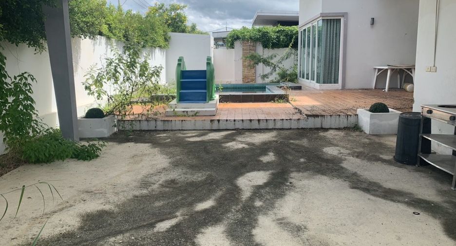 Villa zum Kauf mit 4 Zimmer in Hua Hin, Prachuap Khiri Khan