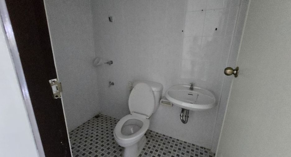 For sale 3 bedrooms townhouse in Mae Rim, Chiang Mai