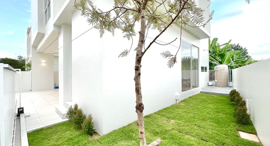 Casa en venta de 4 habitaciones en Mueang Chiang Mai, Chiang Mai