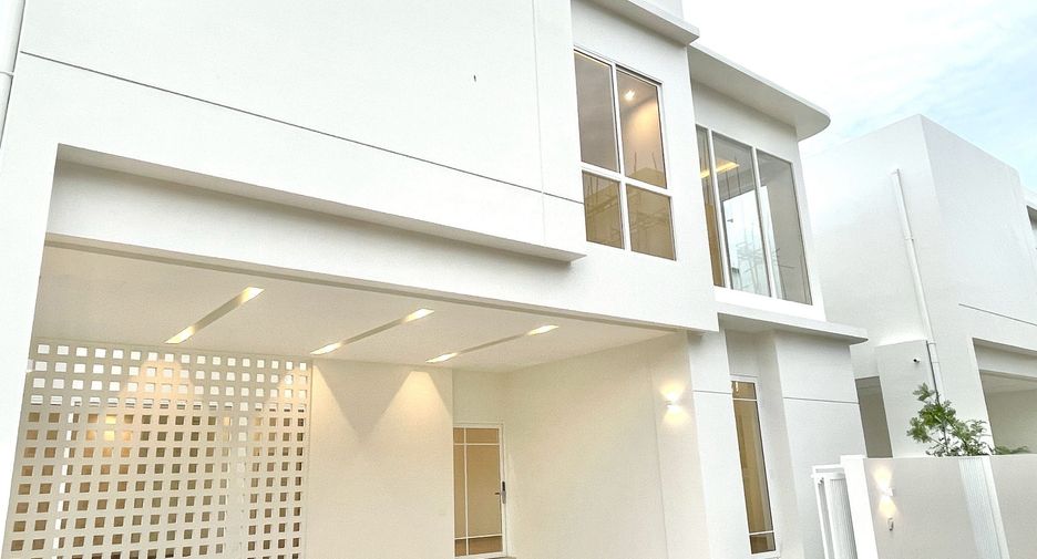 Casa en venta de 4 habitaciones en Mueang Chiang Mai, Chiang Mai