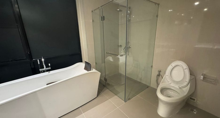 For rent 2 bedrooms condo in Mueang Chiang Mai, Chiang Mai