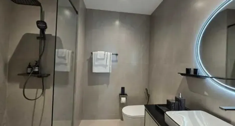 For sale 2 bedrooms condo in Dusit, Bangkok