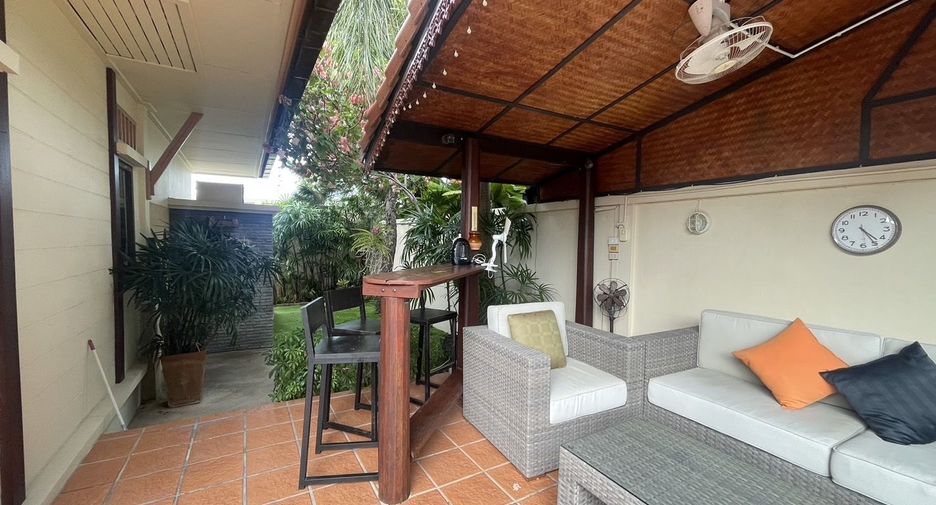 For rent 3 bedrooms villa in Hua Hin, Prachuap Khiri Khan