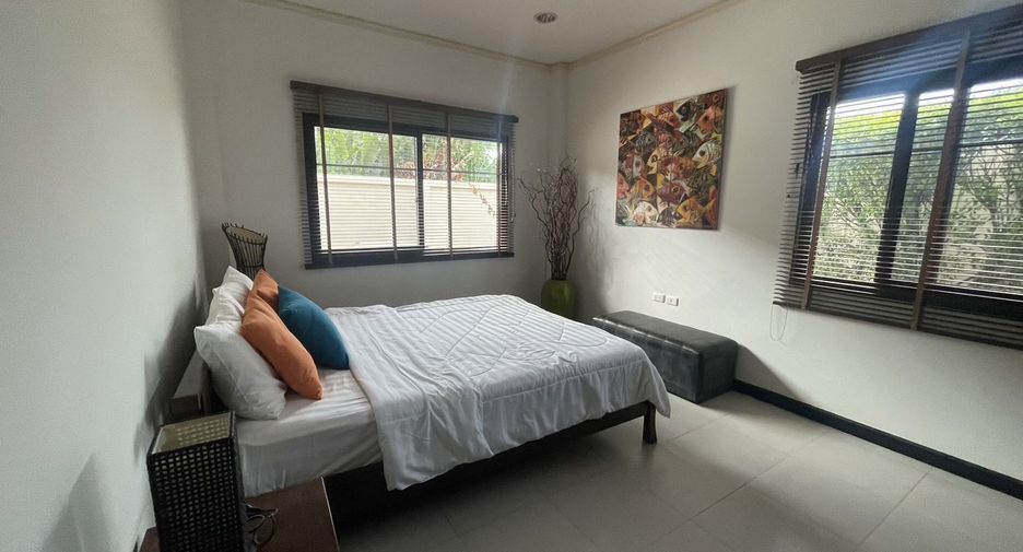 For rent 3 bedrooms villa in Hua Hin, Prachuap Khiri Khan
