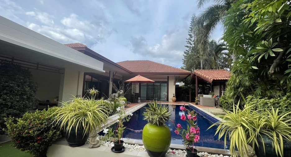 For rent 3 bedrooms villa in Hua Hin, Prachuap Khiri Khan