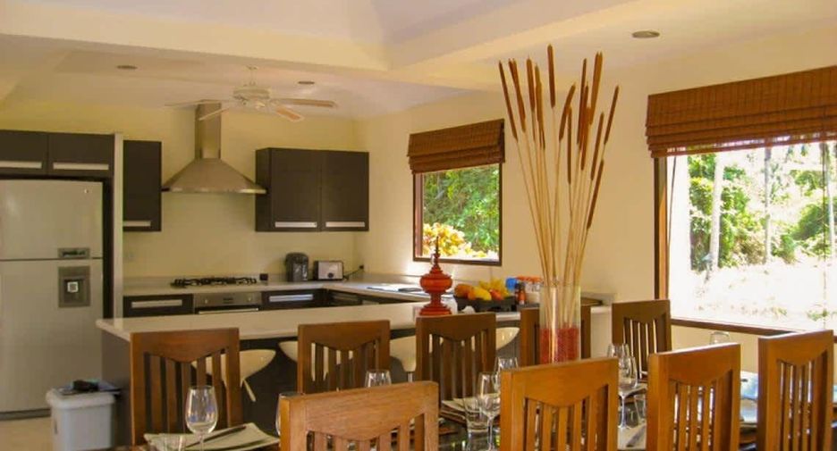 Villa en alquiler de 4 habitaciones en Ko Samui, Surat Thani