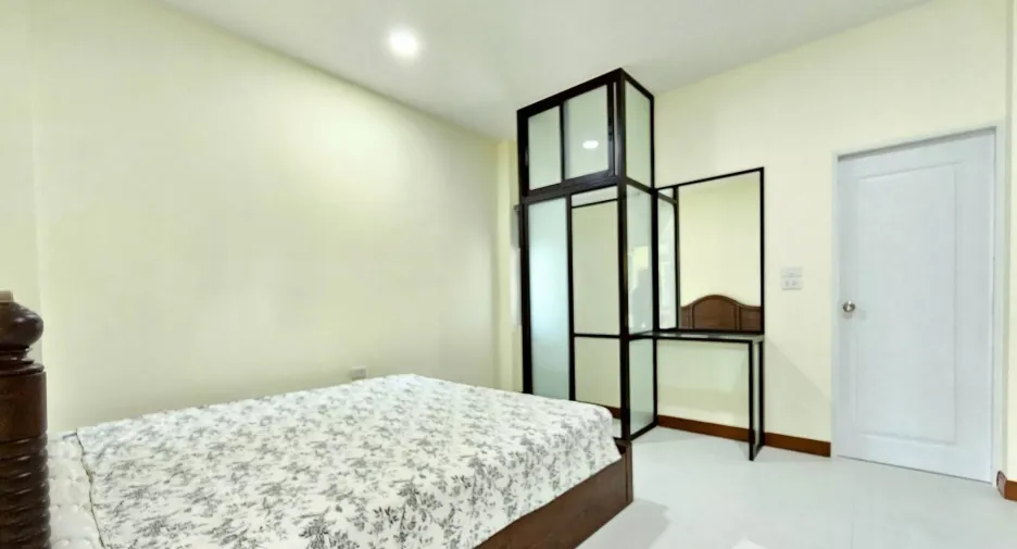 For rent 2 bedrooms house in Doi Saket, Chiang Mai