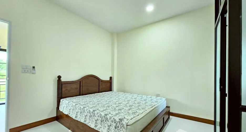 For rent 2 bedrooms house in Doi Saket, Chiang Mai