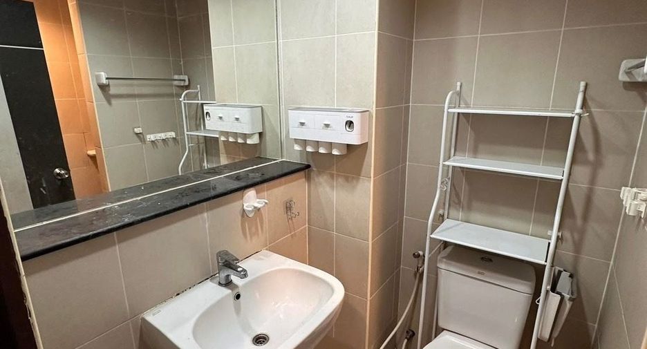For sale 2 bedrooms condo in Mueang Chiang Mai, Chiang Mai