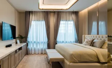 Casa en venta de 5 habitaciones en Taling Chan, Bangkok