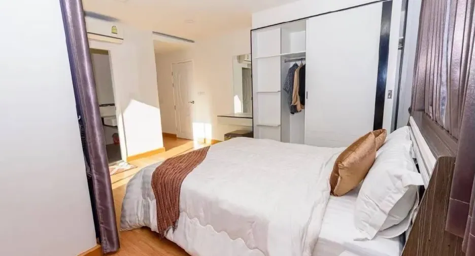 For rent 2 bedrooms condo in San Sai, Chiang Mai