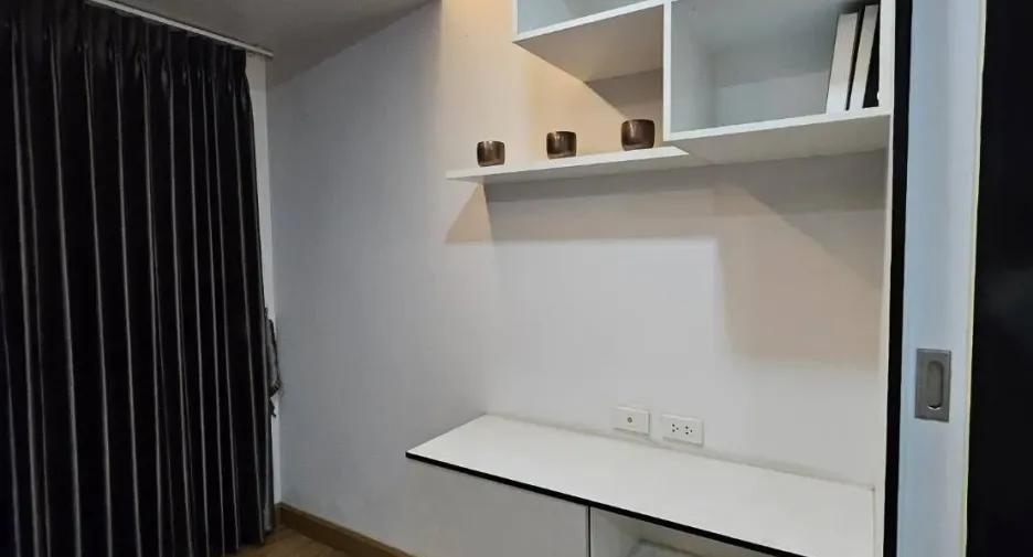 For rent 2 bedrooms condo in San Sai, Chiang Mai