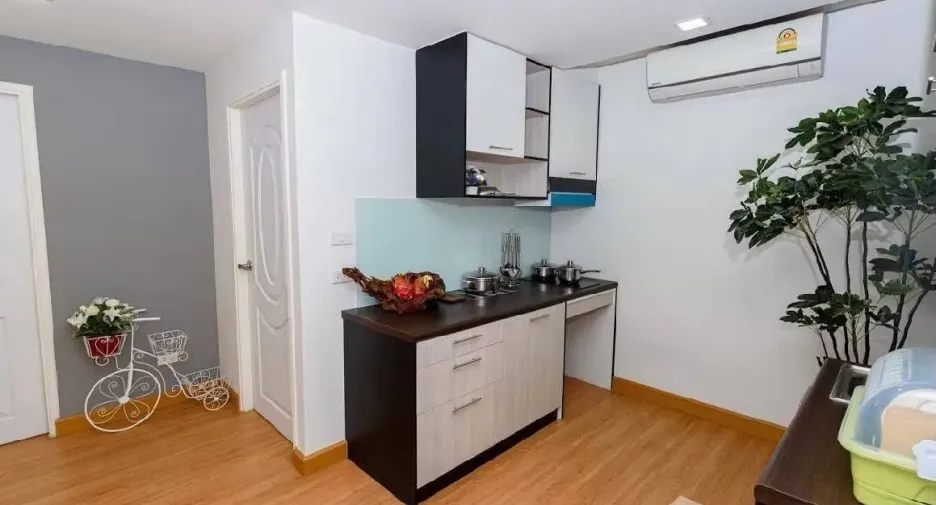 For rent 2 bedrooms condo in San Sai, Chiang Mai