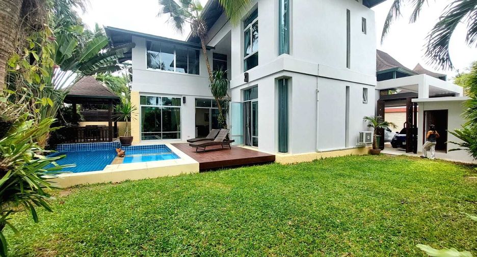 For sale 4 bedrooms villa in Sattahip, Chonburi