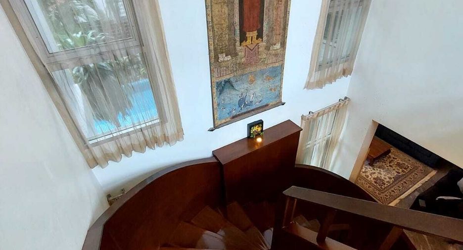 For sale 4 bedrooms villa in Sattahip, Chonburi