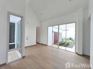 For sale 3 bedrooms house in Saraphi, Chiang Mai