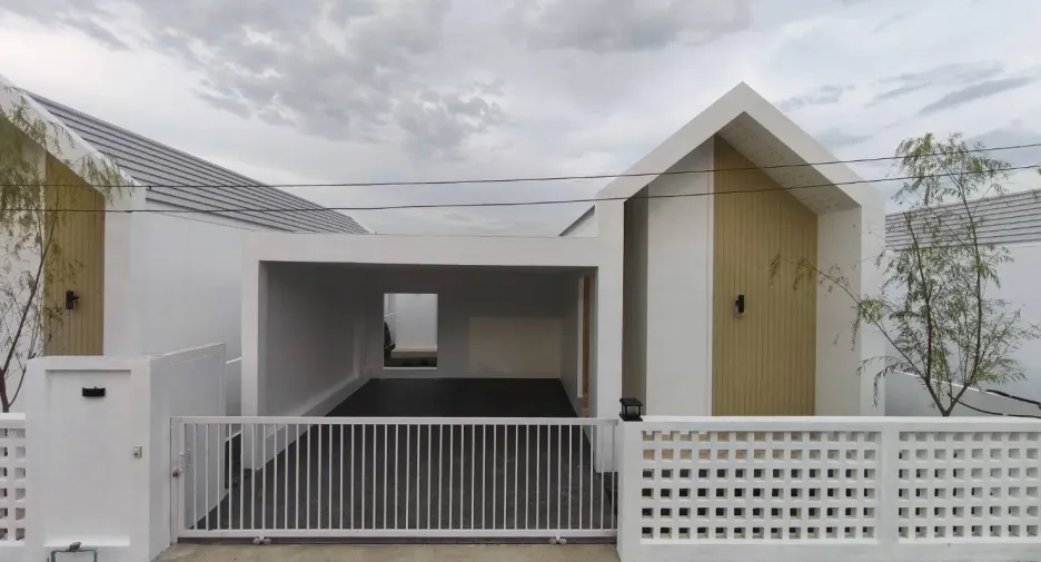For sale 3 bedrooms house in Saraphi, Chiang Mai