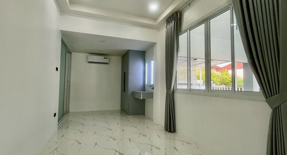 For sale 3 bedrooms house in Bang Lamung, Chonburi
