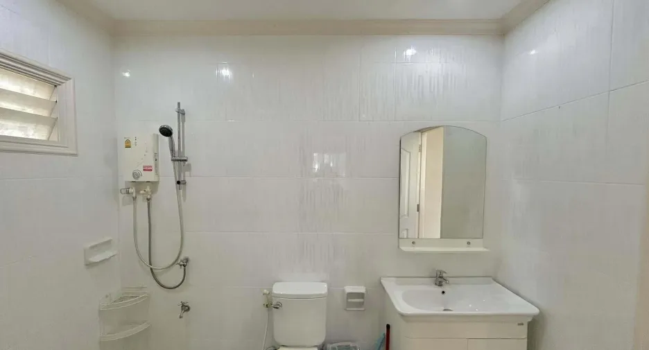 Casa en alquiler de 3 habitaciones en Cha Am, Phetchaburi