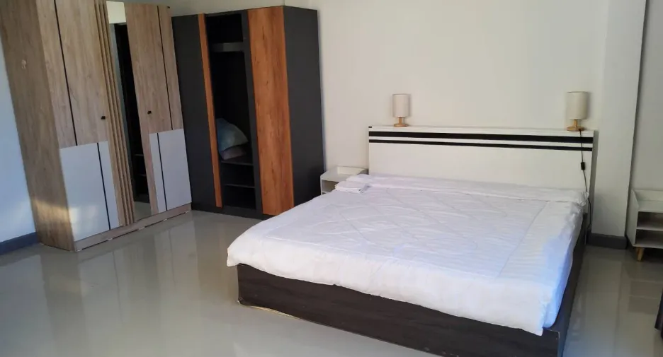 Reihenhaus zur Miete mit 4 Zimmer in Cha Am, Phetchaburi