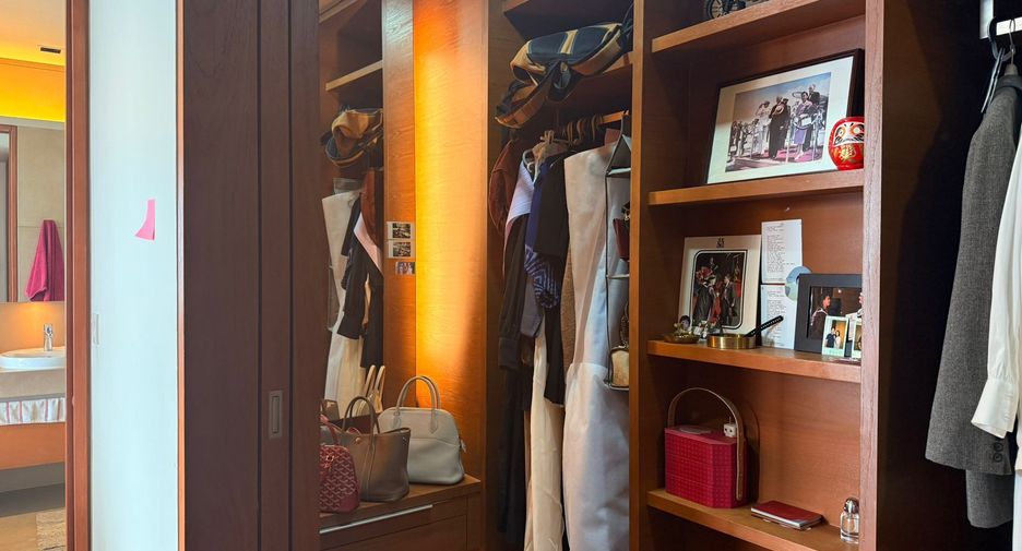 À vendre et à louer 2 chambres appartement à Sathon, Bangkok