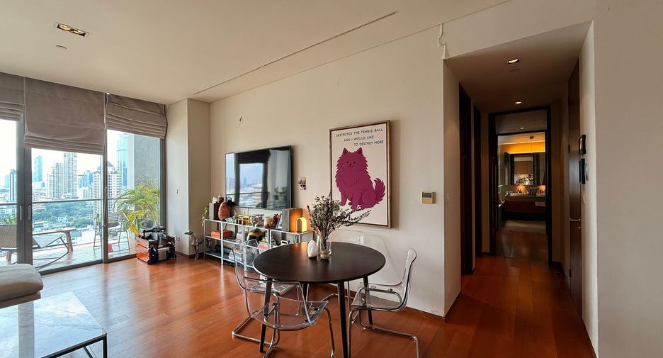 À vendre et à louer 2 chambres appartement à Sathon, Bangkok